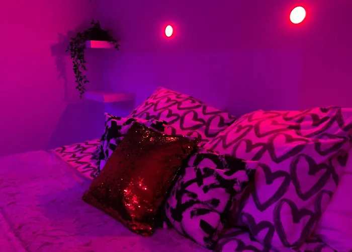 Loft Privatise Avec Spa Xxl Et Piscine Chauffee